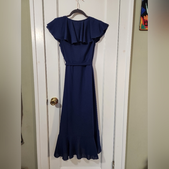 Dressy Flowy Faux Wrap Dress - Picture 3 of 8